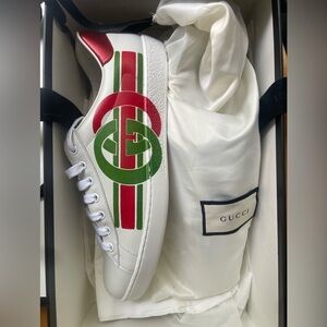 Gucci Sneakers